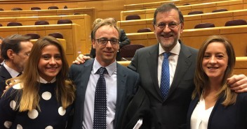Mariano Rajoy en su discurso, ha hecho alusión a los grandes objetivos de la legislatura: consolidar la recuperación económica y la creación de empleo y llegar a entendimientos sobre los grandes asuntos que importan a los españoles.