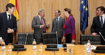 María Dolores de Cospedal preside la reunión del Grupo Popular en el Congreso