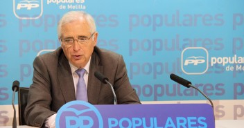 El PP va directamente al grano, con las soluciones que hemos aportado y con las que seguiremos aportando para hacer frente a los problemas de los ciudadanos.