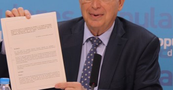 Gracias a la predisposición del ministro Montero y al Gobierno de Mariano Rajoy en la firma del protocolo de ayudas por el terremoto, Melilla contará con beneficios fiscales.  