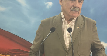 Cree necesaria “la aportación de soluciones para recuperar el tránsito de mercancías, con la reapertura de la aduana comercial” y pide a la Delegación del Gobierno que, 