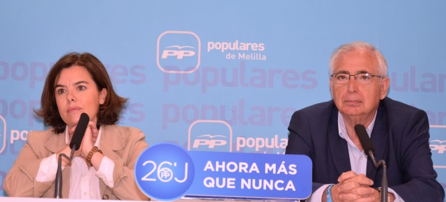 Soraya Sáenz de Santamaría y Juan José Imbroda 