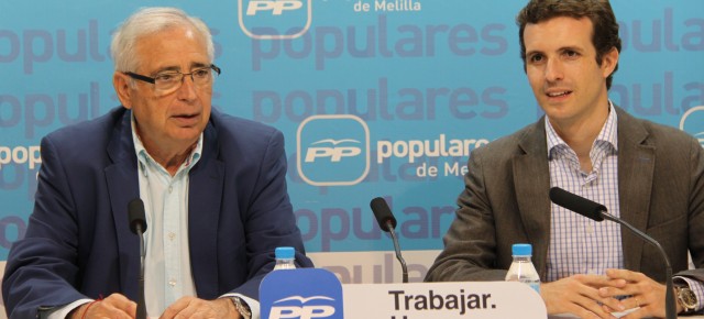 Juan José Imbroda y Pablo Casado. 