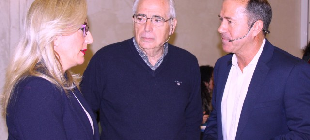 Juan José Imbroda, Mª del Carmen Dueñas y Miguel Marín