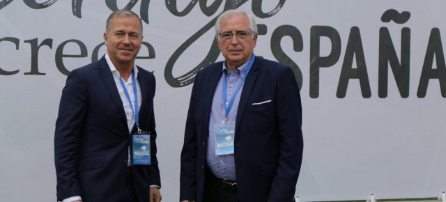 Miguel Marín, secretario regional del PP de Melilla junto al presidente Imbroda en la Convención Nacional del Partido Popular. 